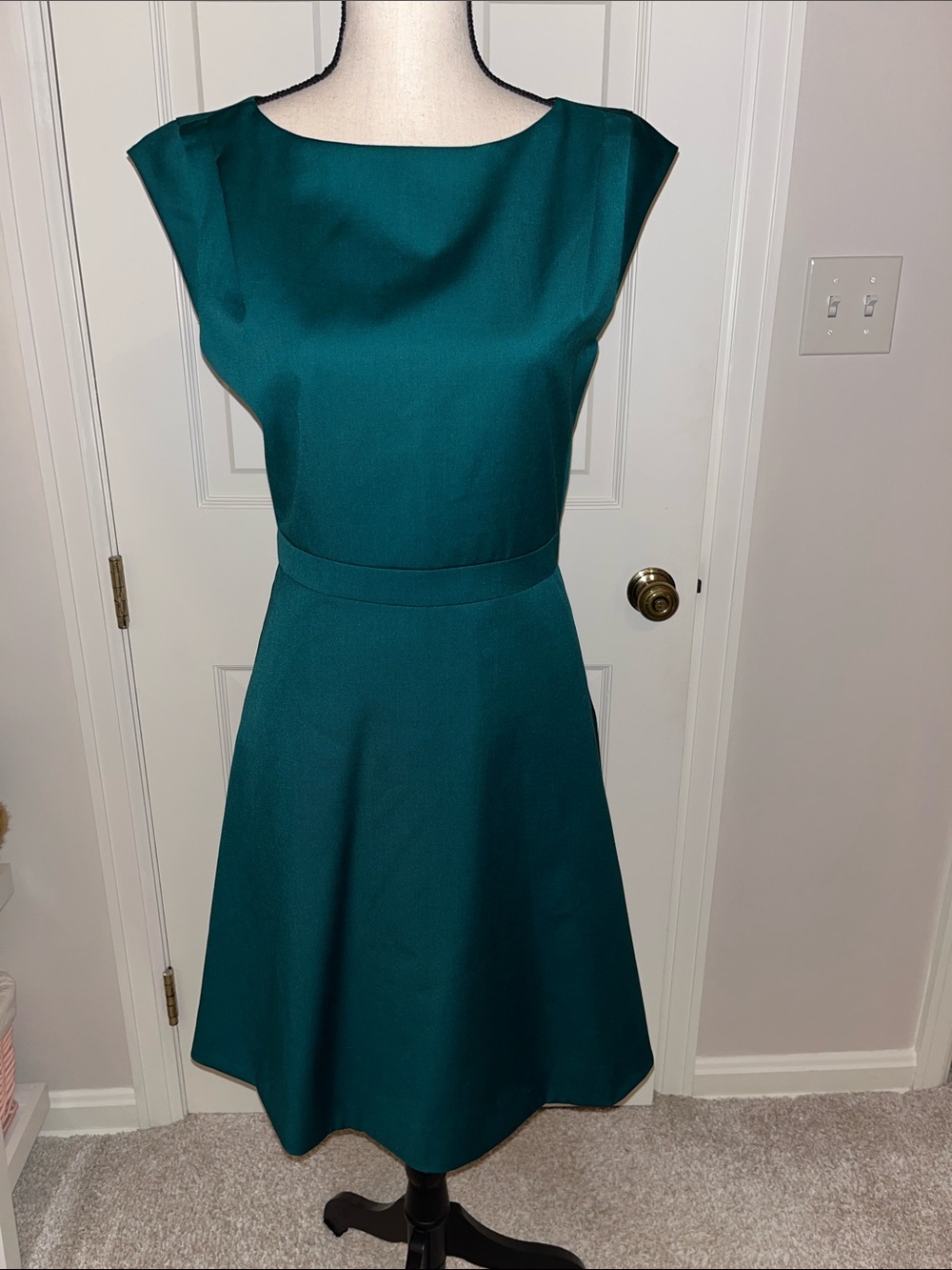 J Crew Green Fit-and-Flare Dress with Bateau Neck - size 2